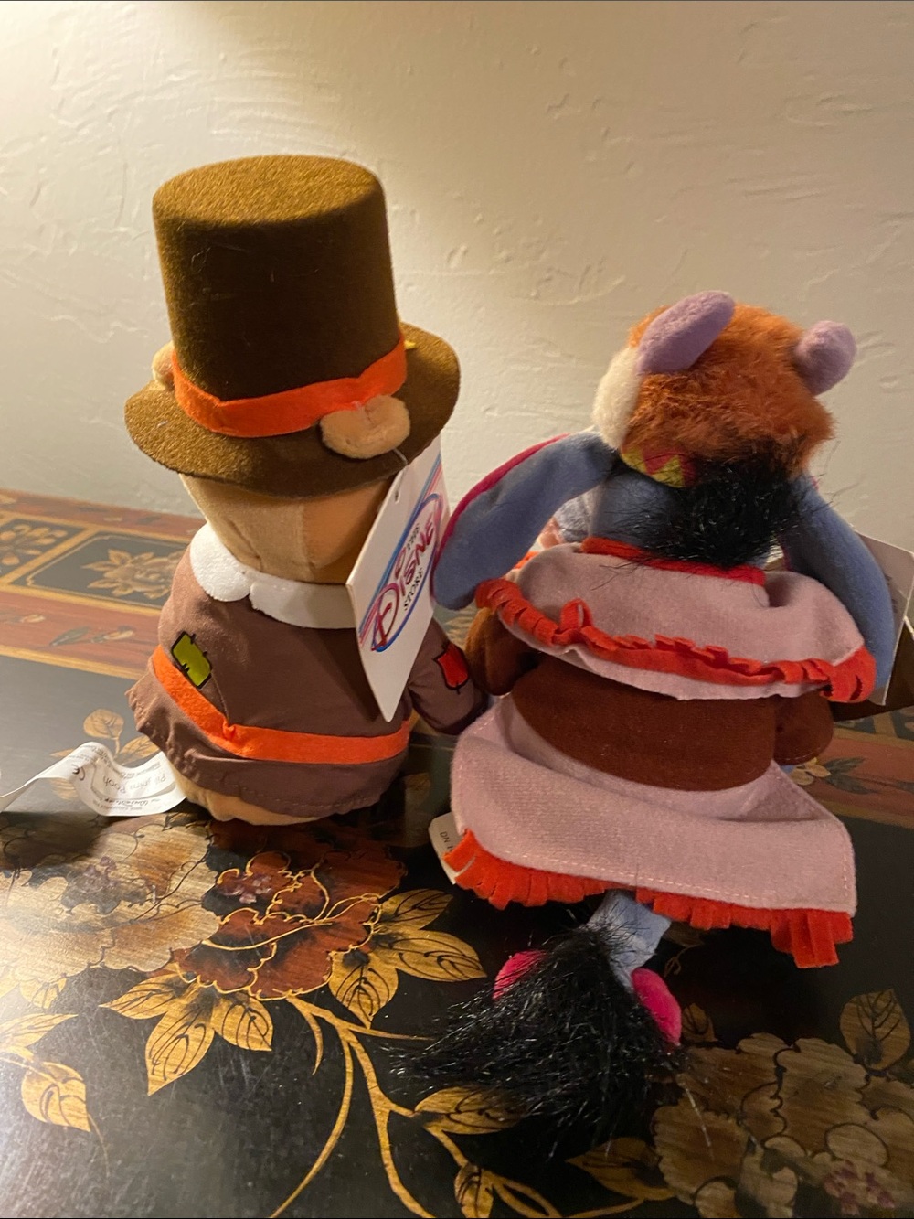 Pooh & Eeyore Thanksgiving 🦃 - Picture 3 of 5